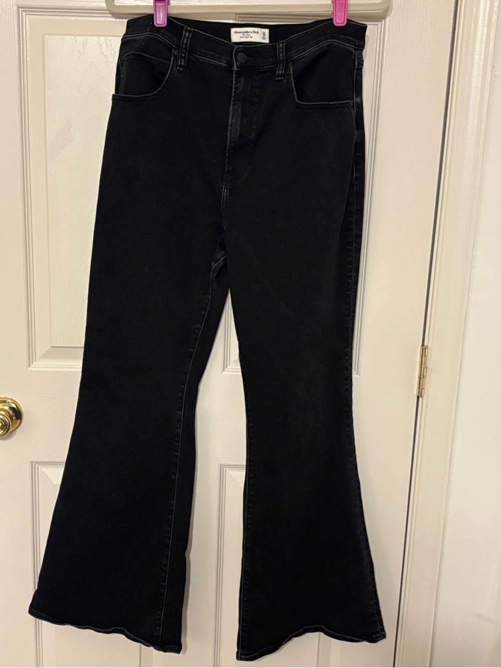 Abercrombie & Fitch Black Women's Flare Ultra High Rise Jeans 32/14